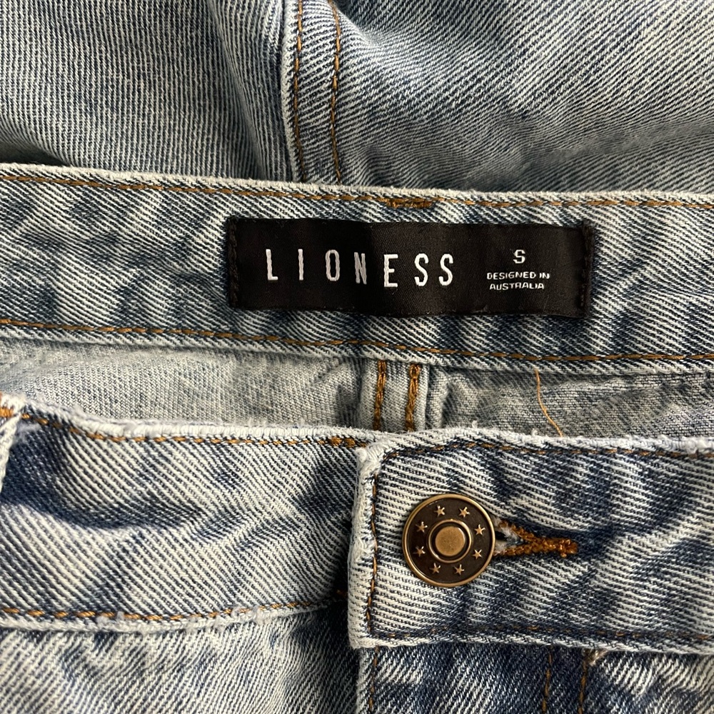 Princess Polly Lioness Alabama Jeans / Light Wash / Size Small - Picture 4 of 6